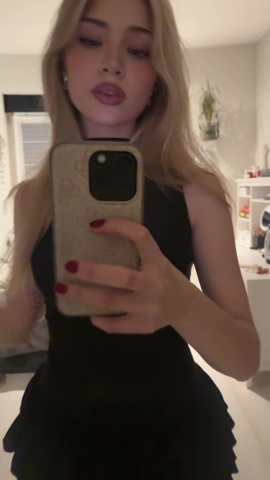 @Laura