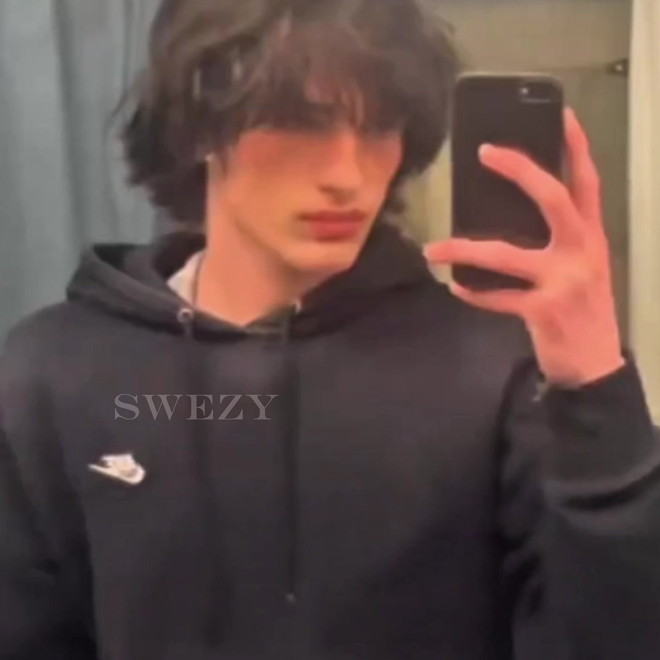 @swezy4l