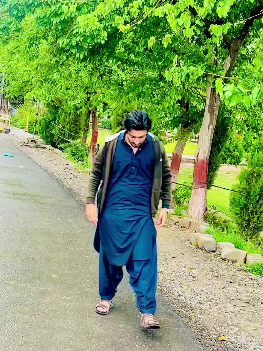 @AZAD_KHAN