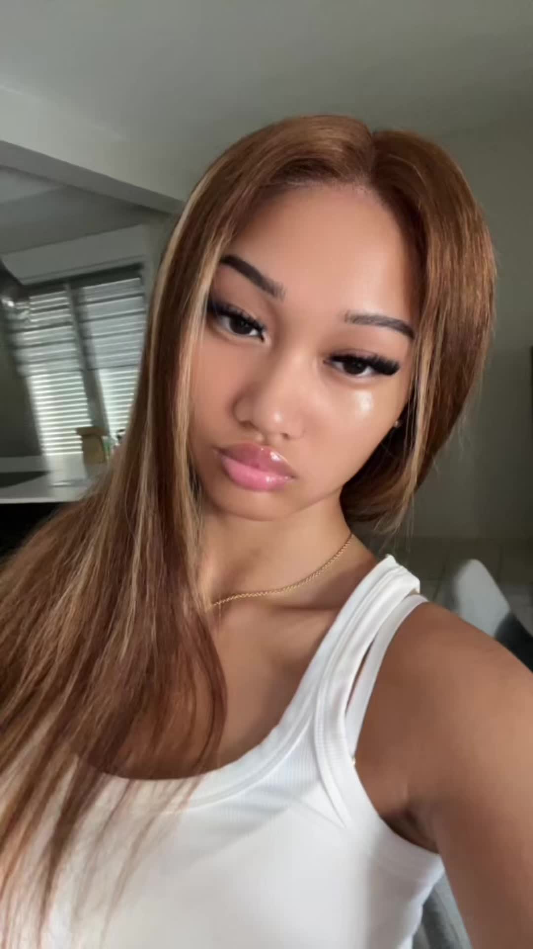 @prettylouanh