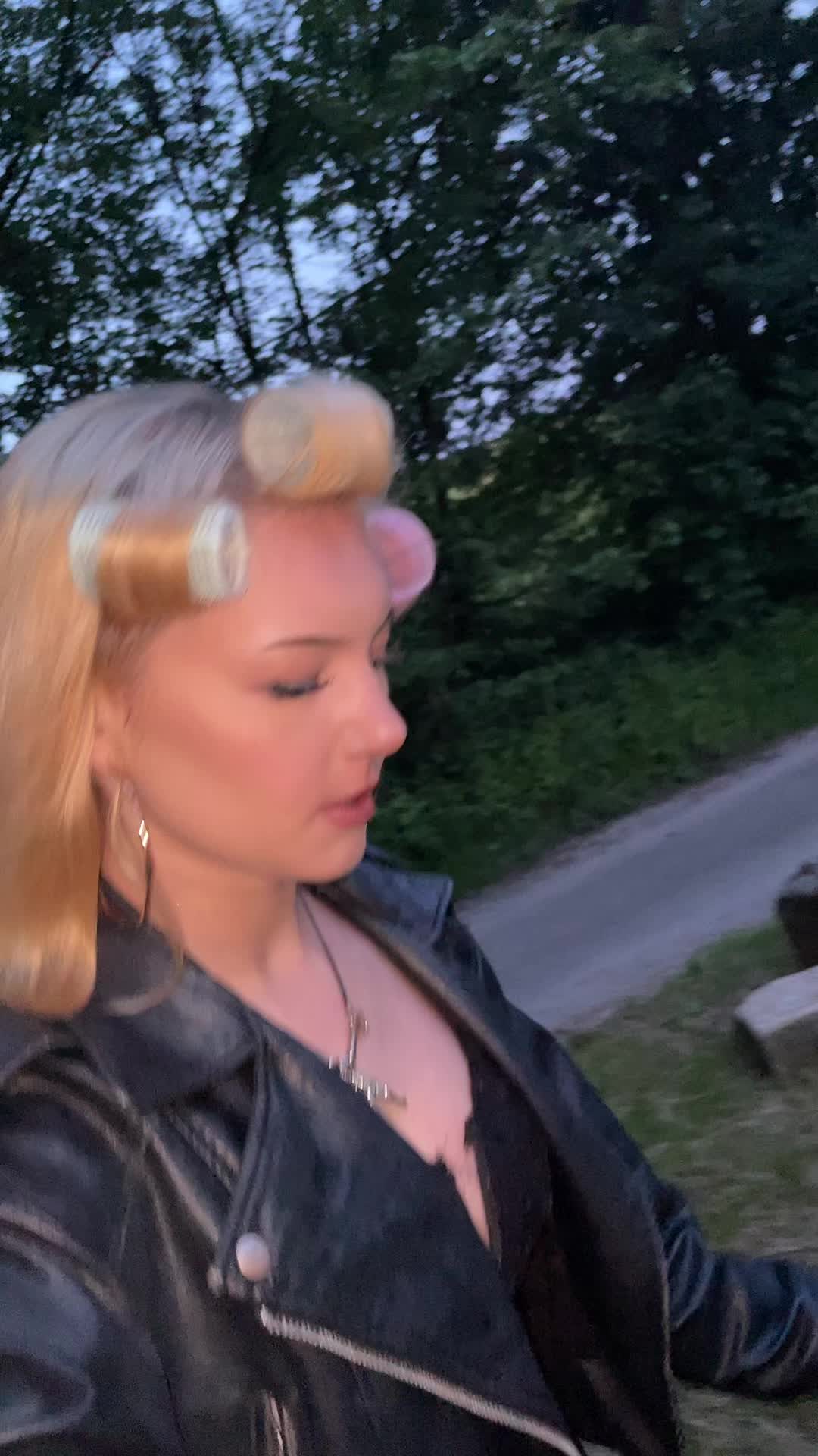 @𝒯𝒾𝓃𝒶🇧🇦🇦🇱