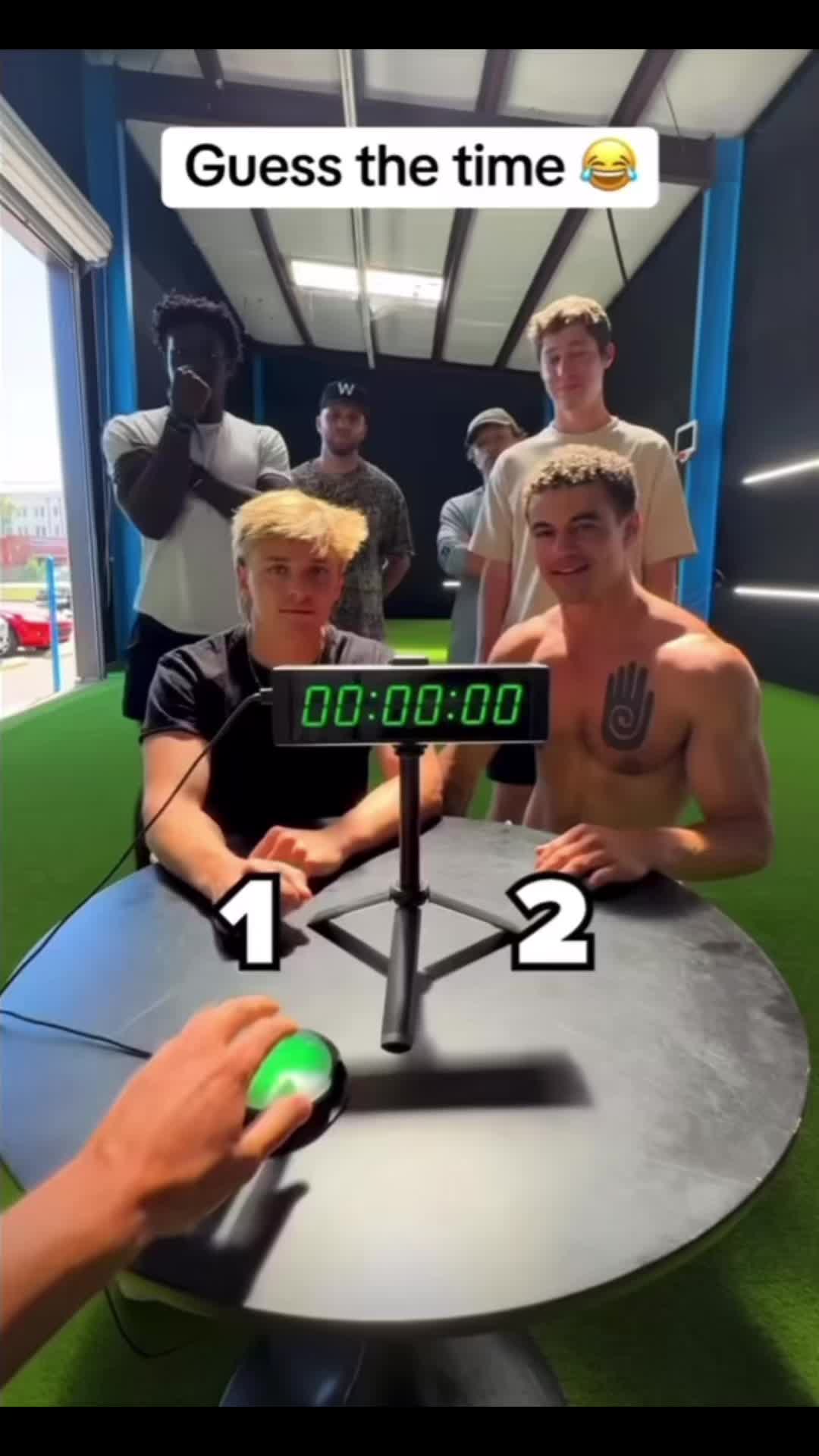 @randomposts