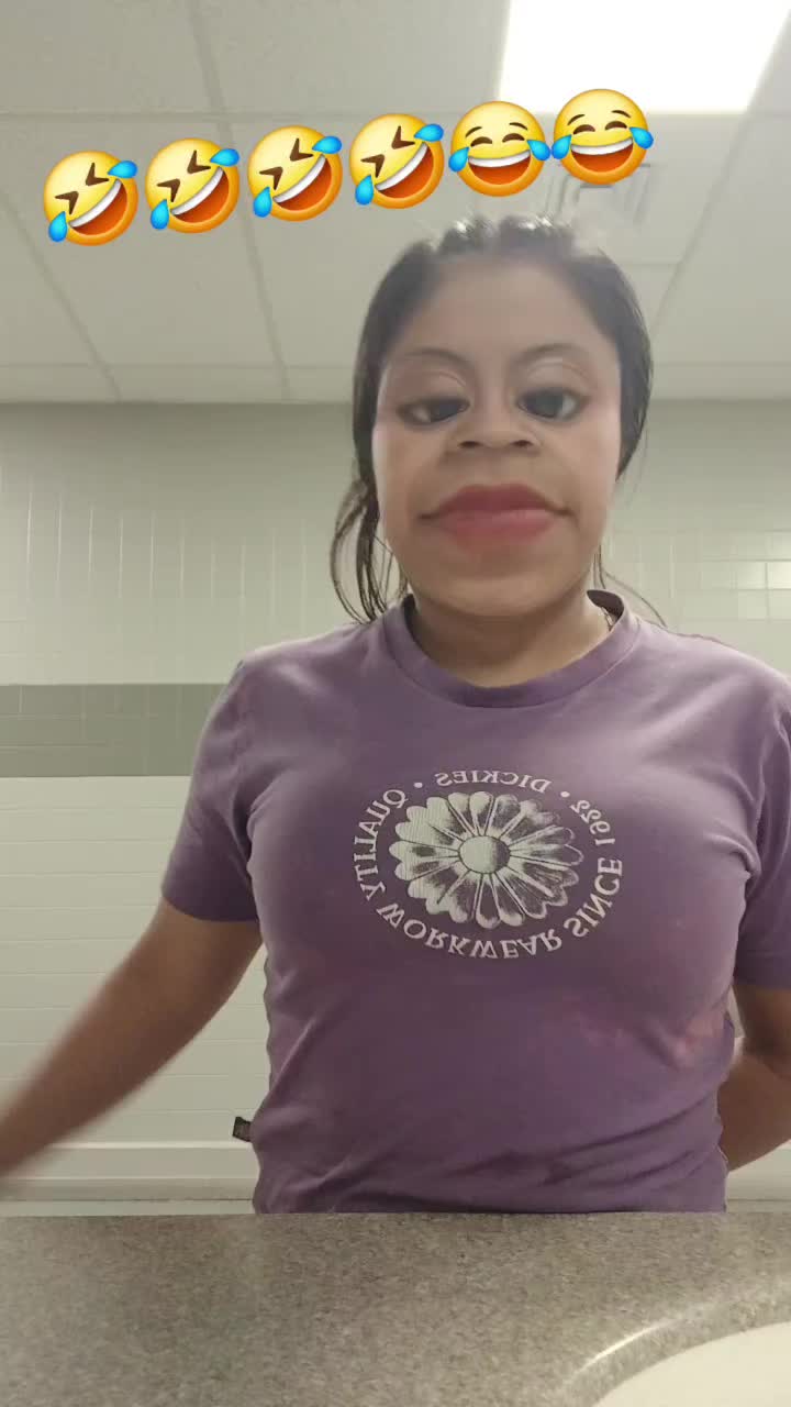 @Angela Paz