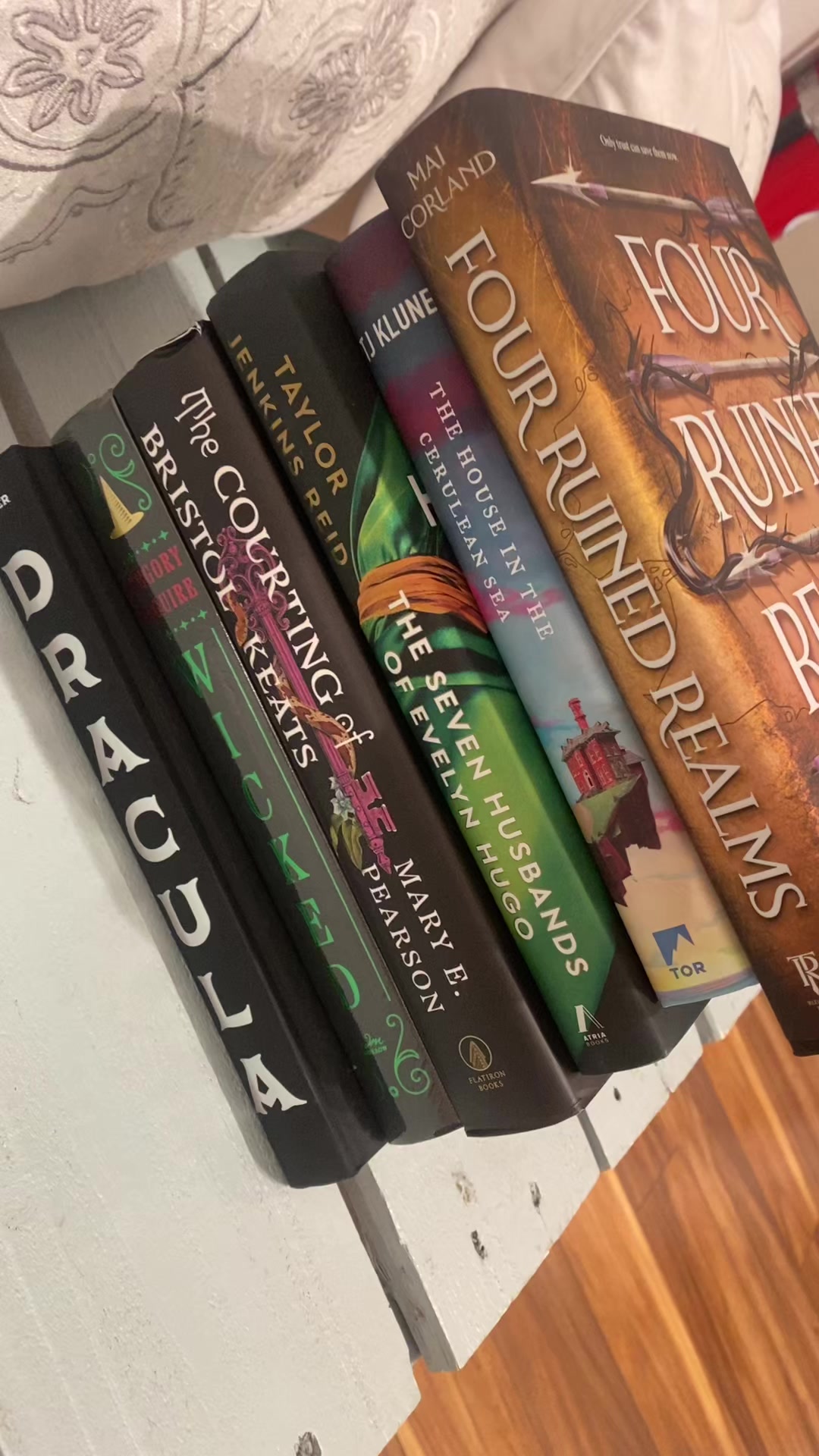 @Sunshine Book Co.