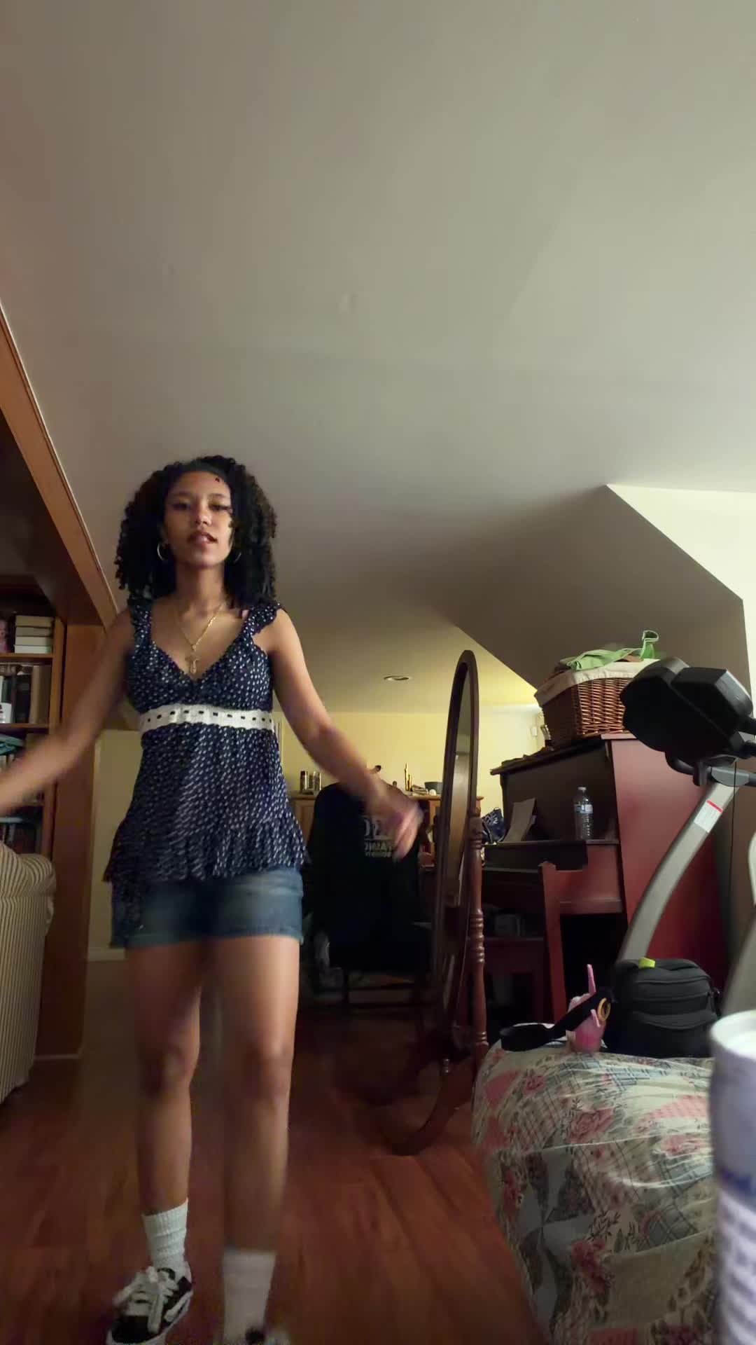 @gabby <3