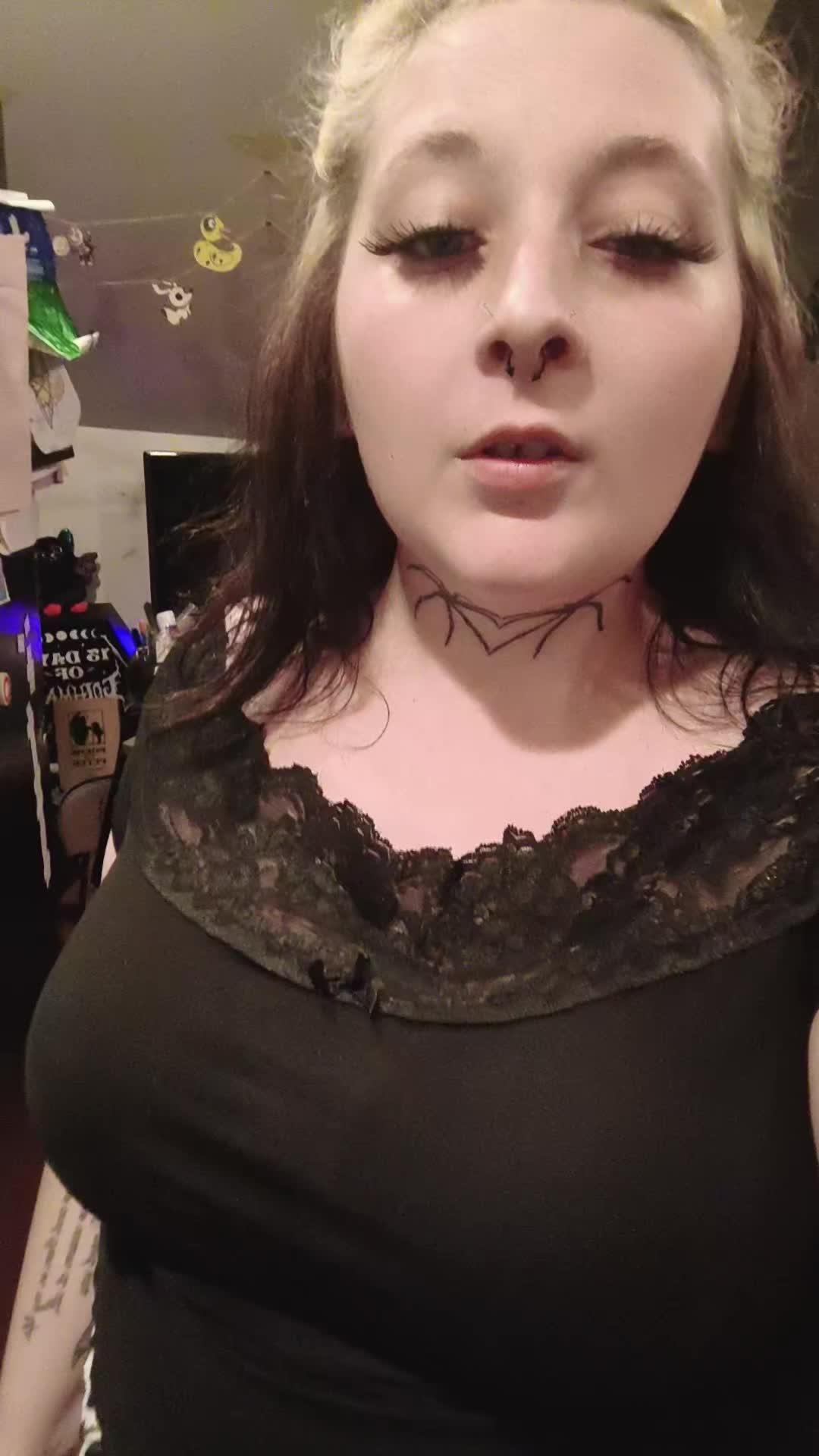 @GothStepMummy