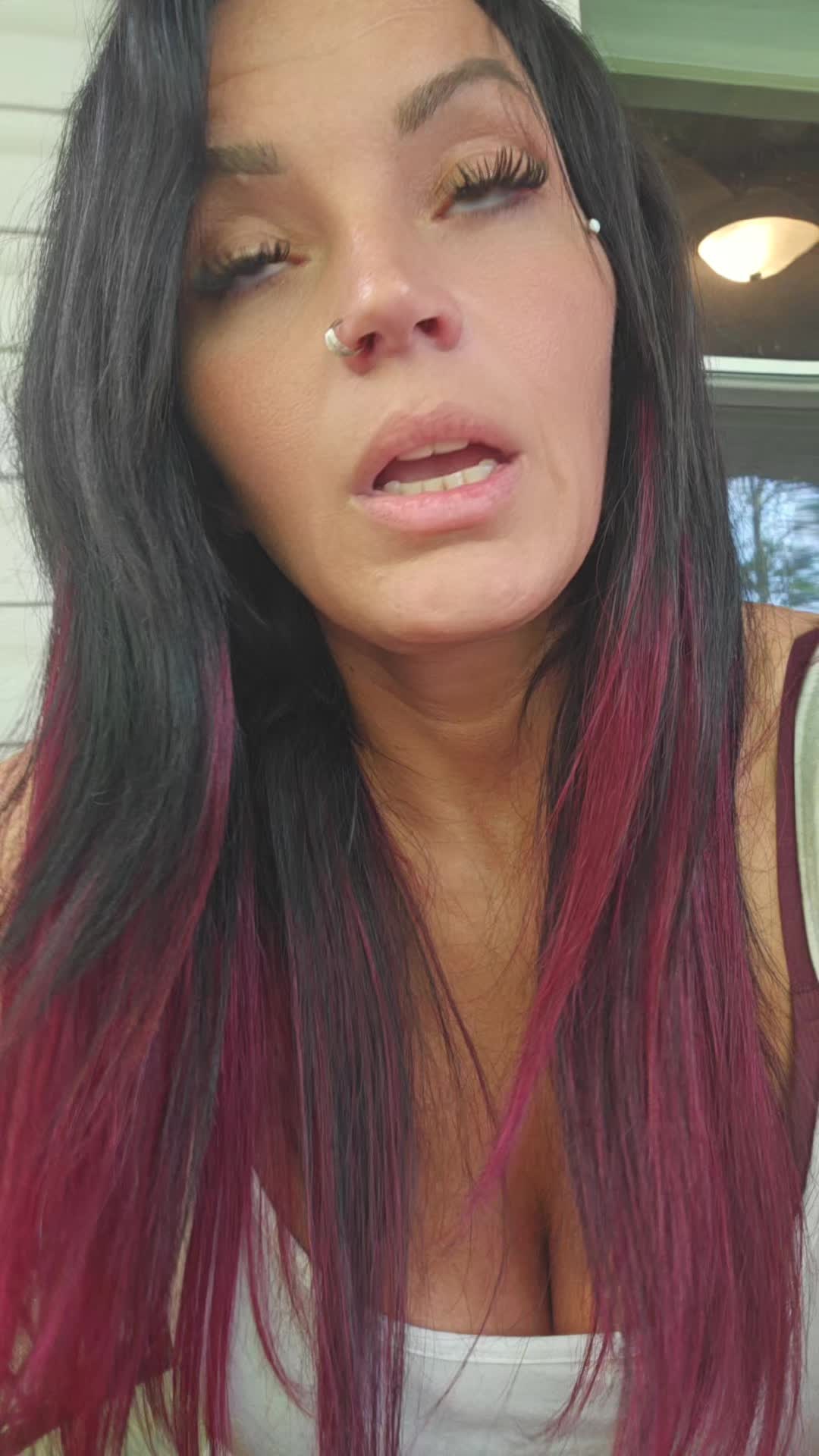 @Official _bombmom3