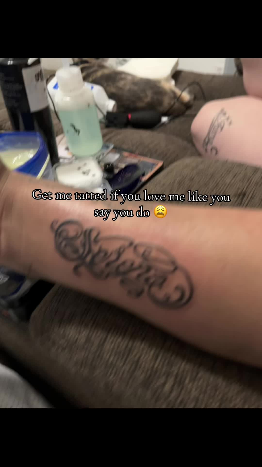 @…