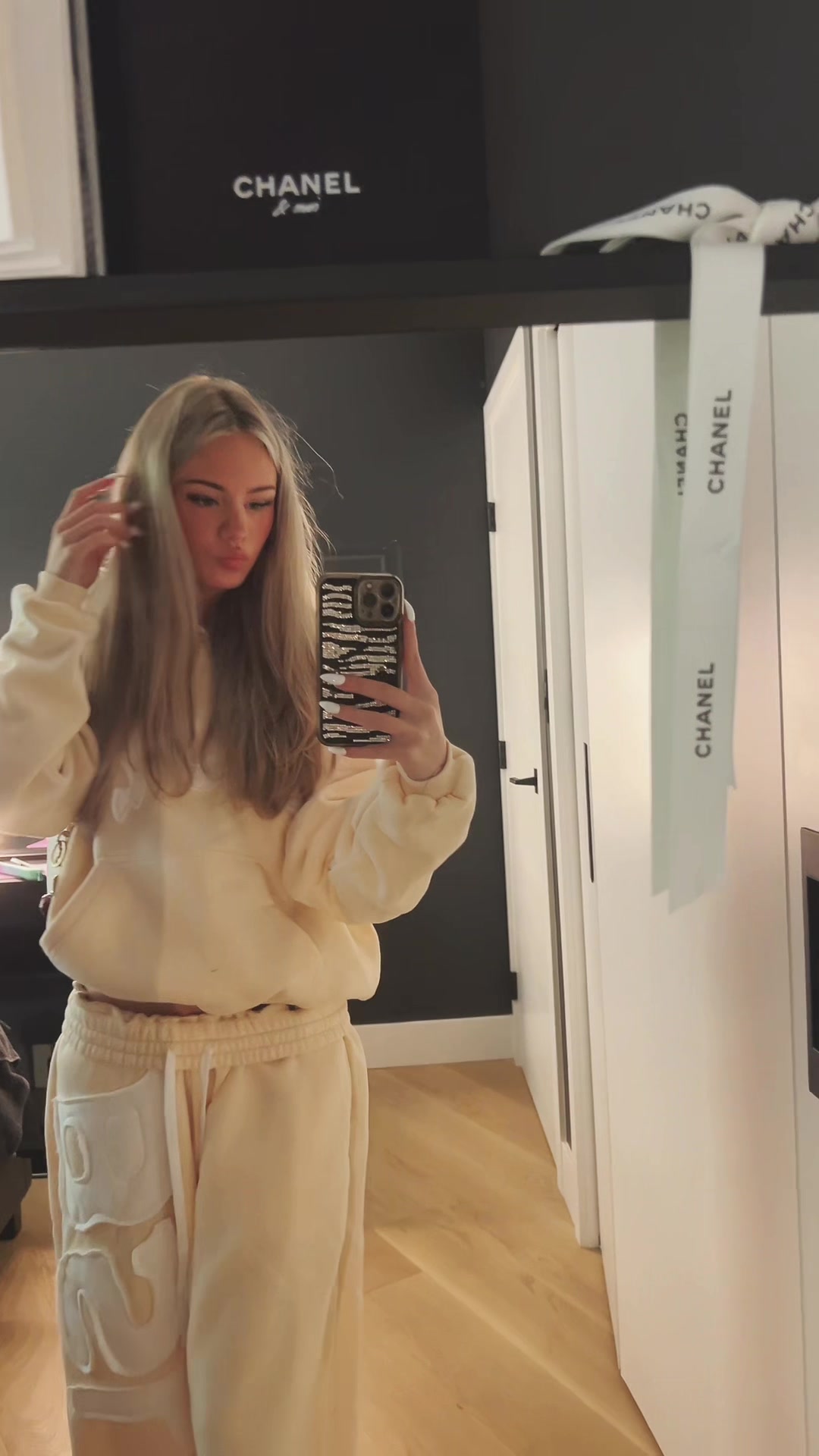 @Dasha🪽