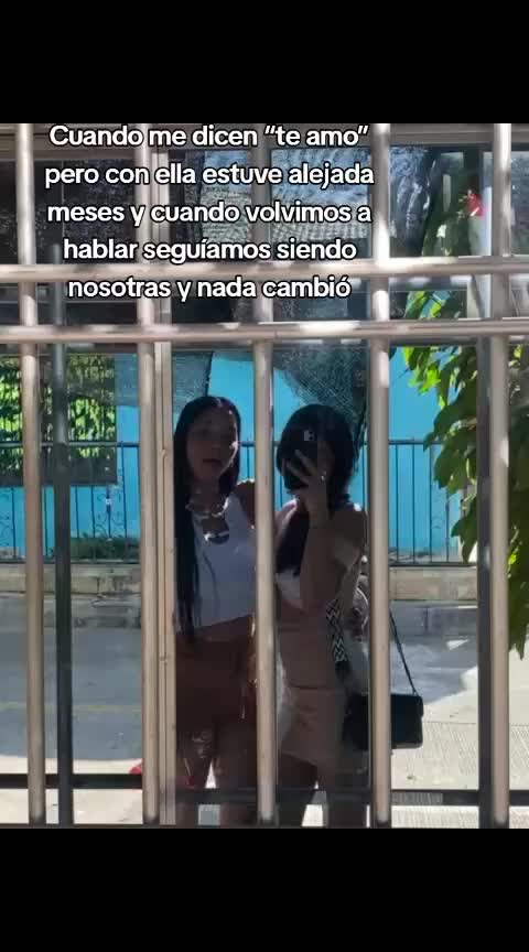 @Paola🫧.