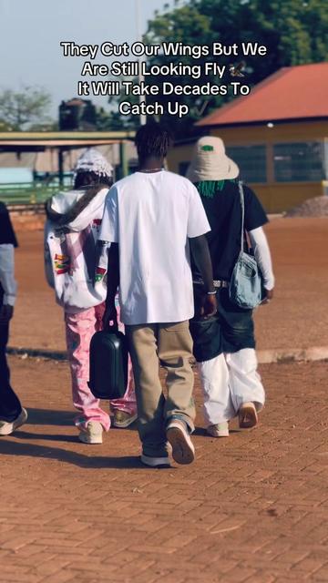 @👣STEP UP⚡️ SQUAD‼️🇬🇭