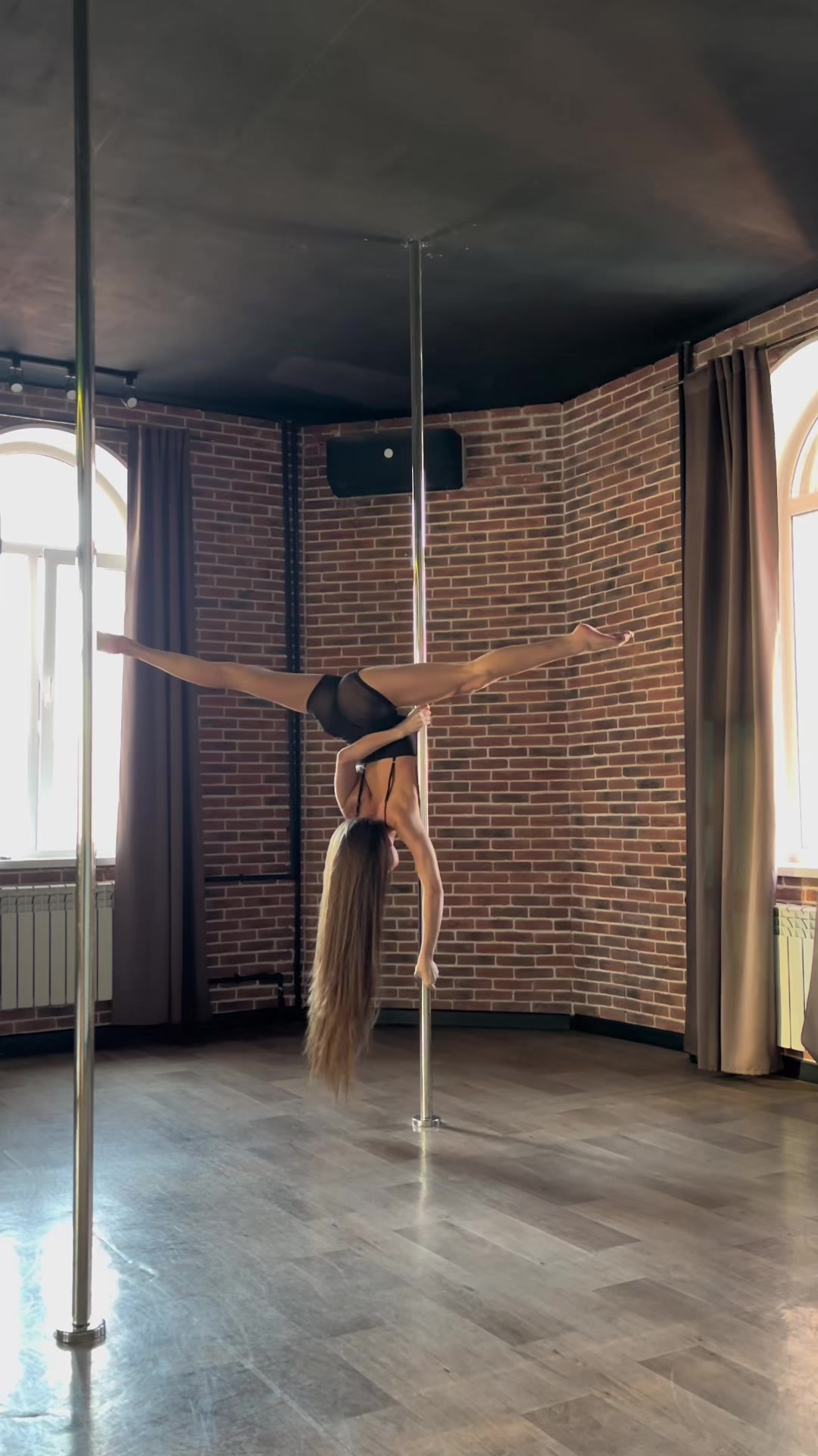 @анастасия ༺♱༻