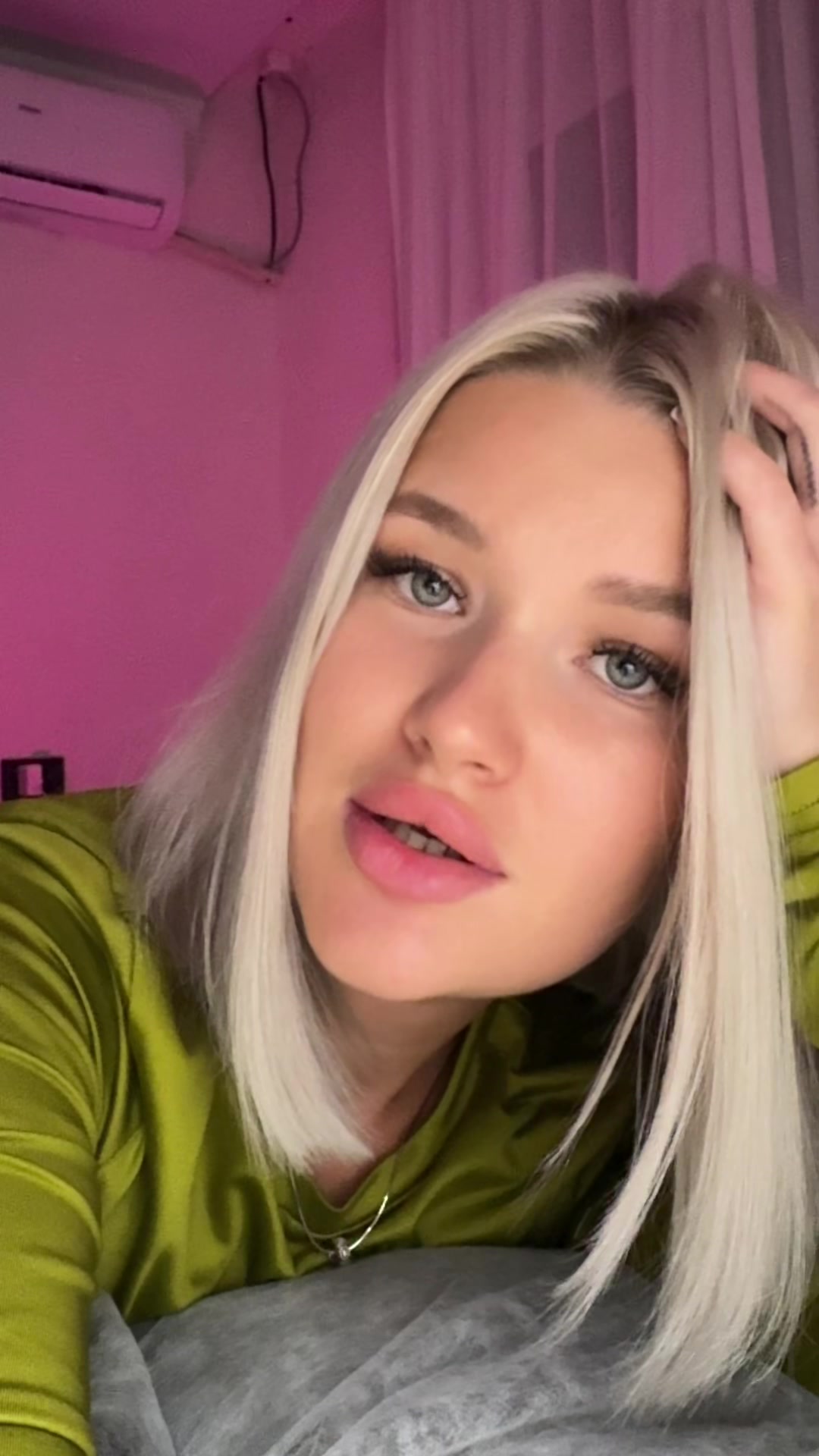 @iana shumilova