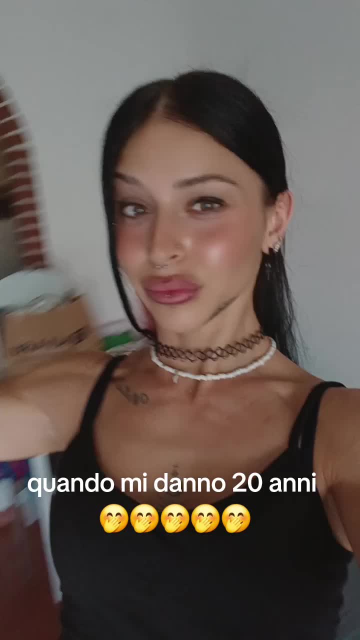 @Jeyy