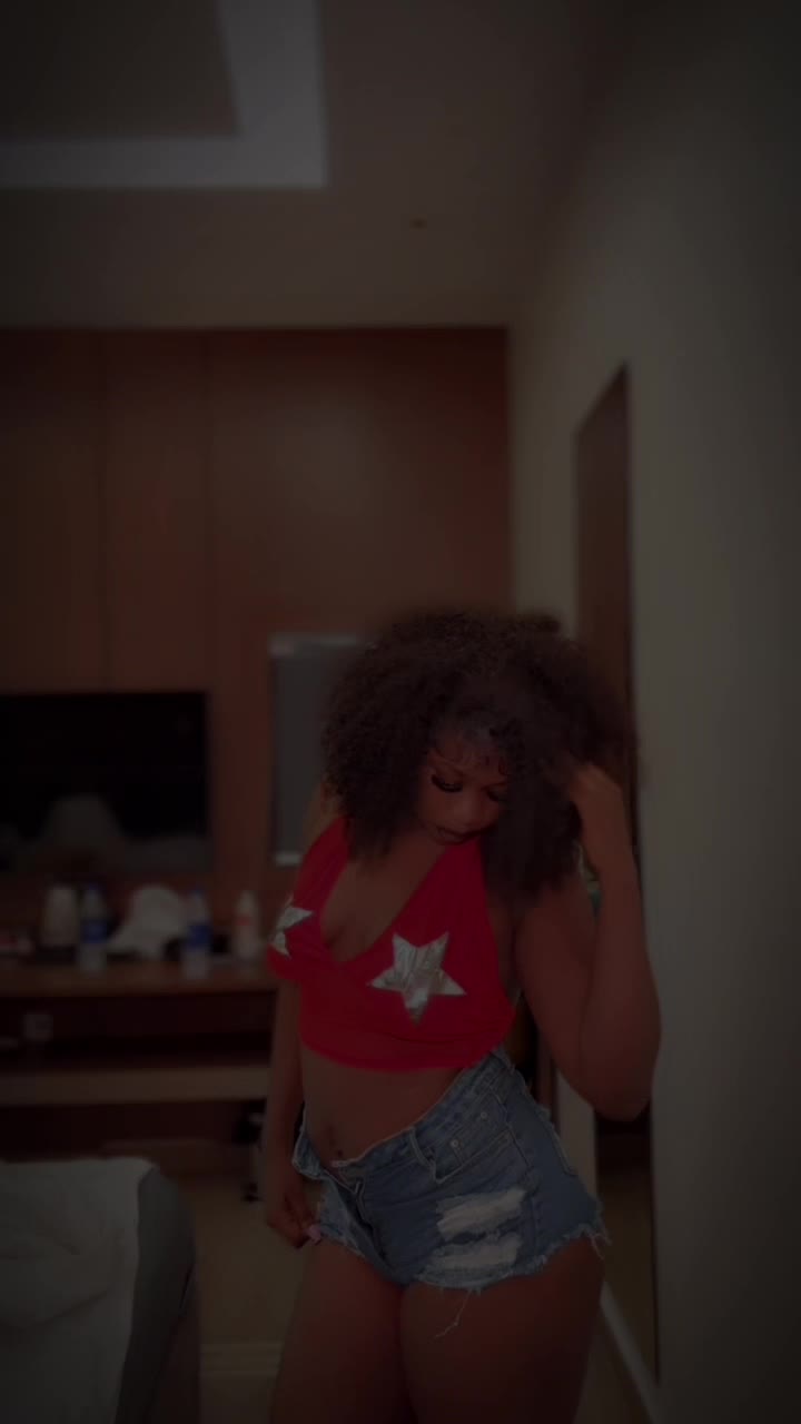 @Ife🍒🍒