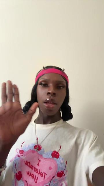 @unofficialgir