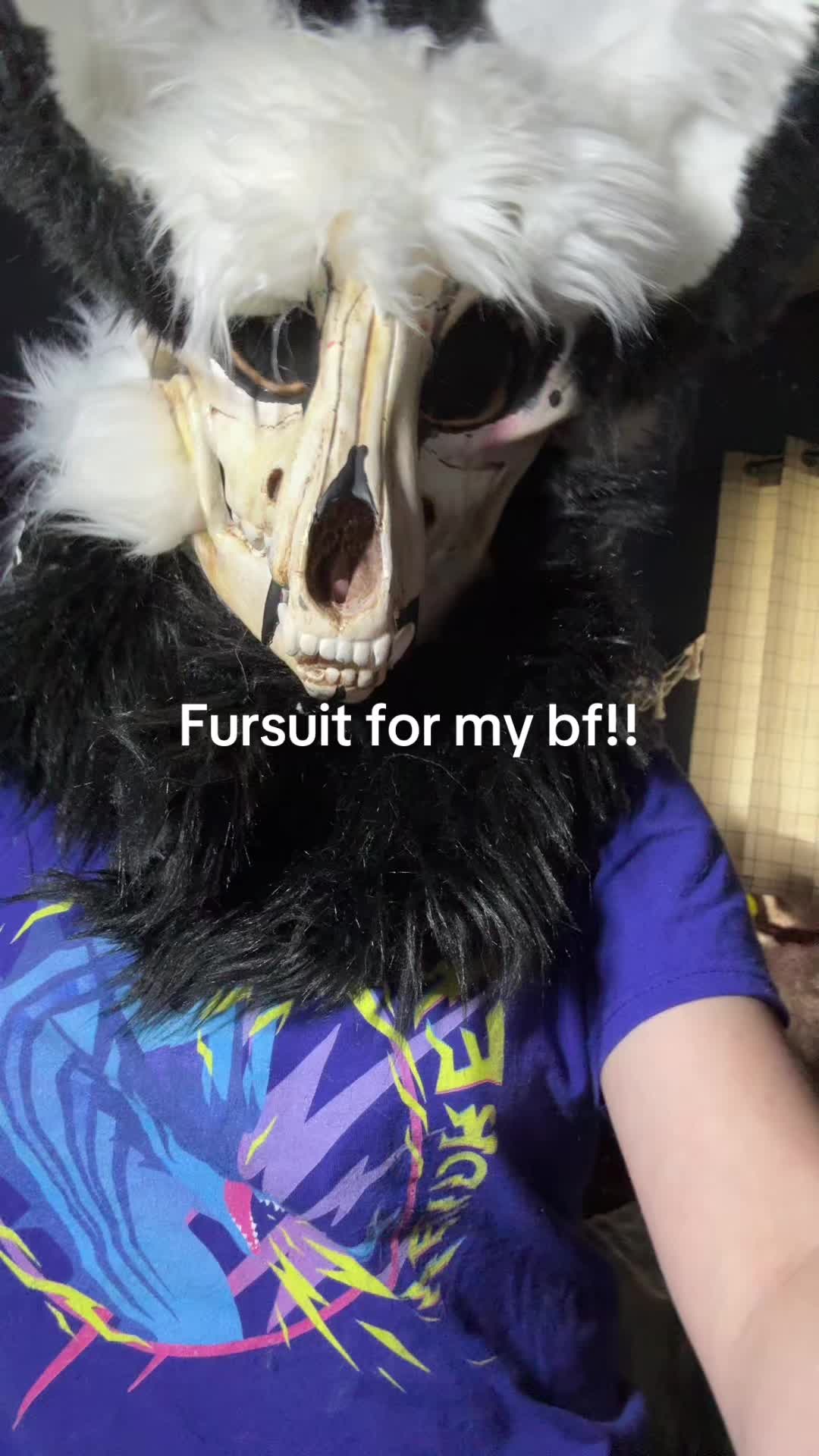 @theyluvronan_