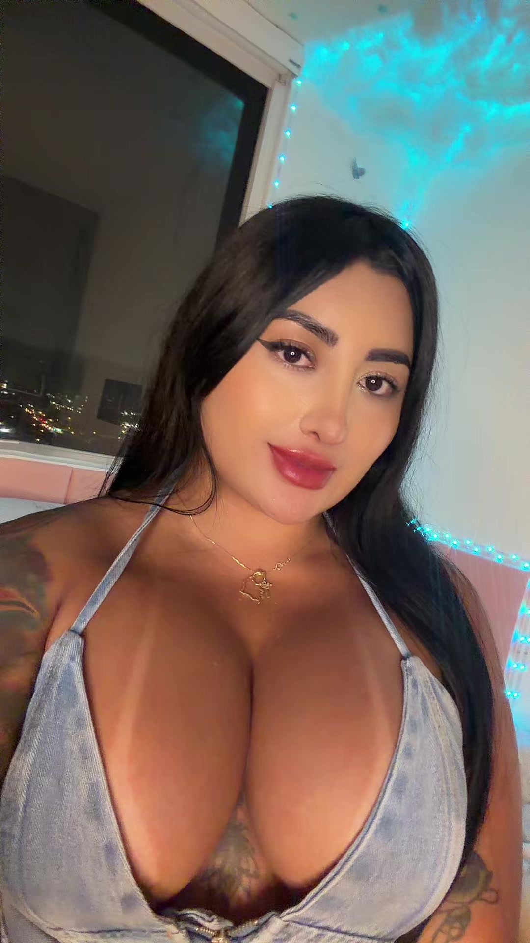 @Karen Cifuentes