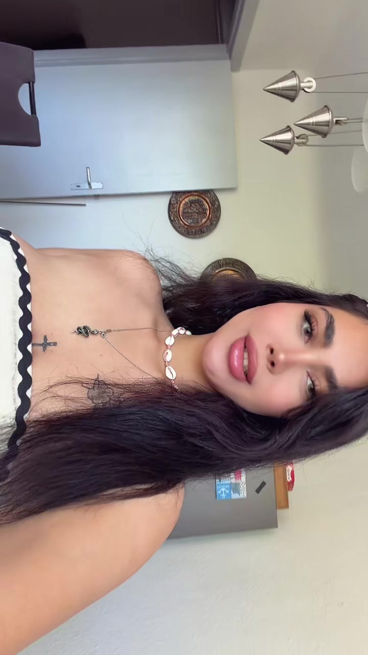 @Mel._.yna