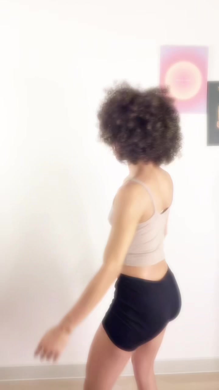 @🤸🏽♀️