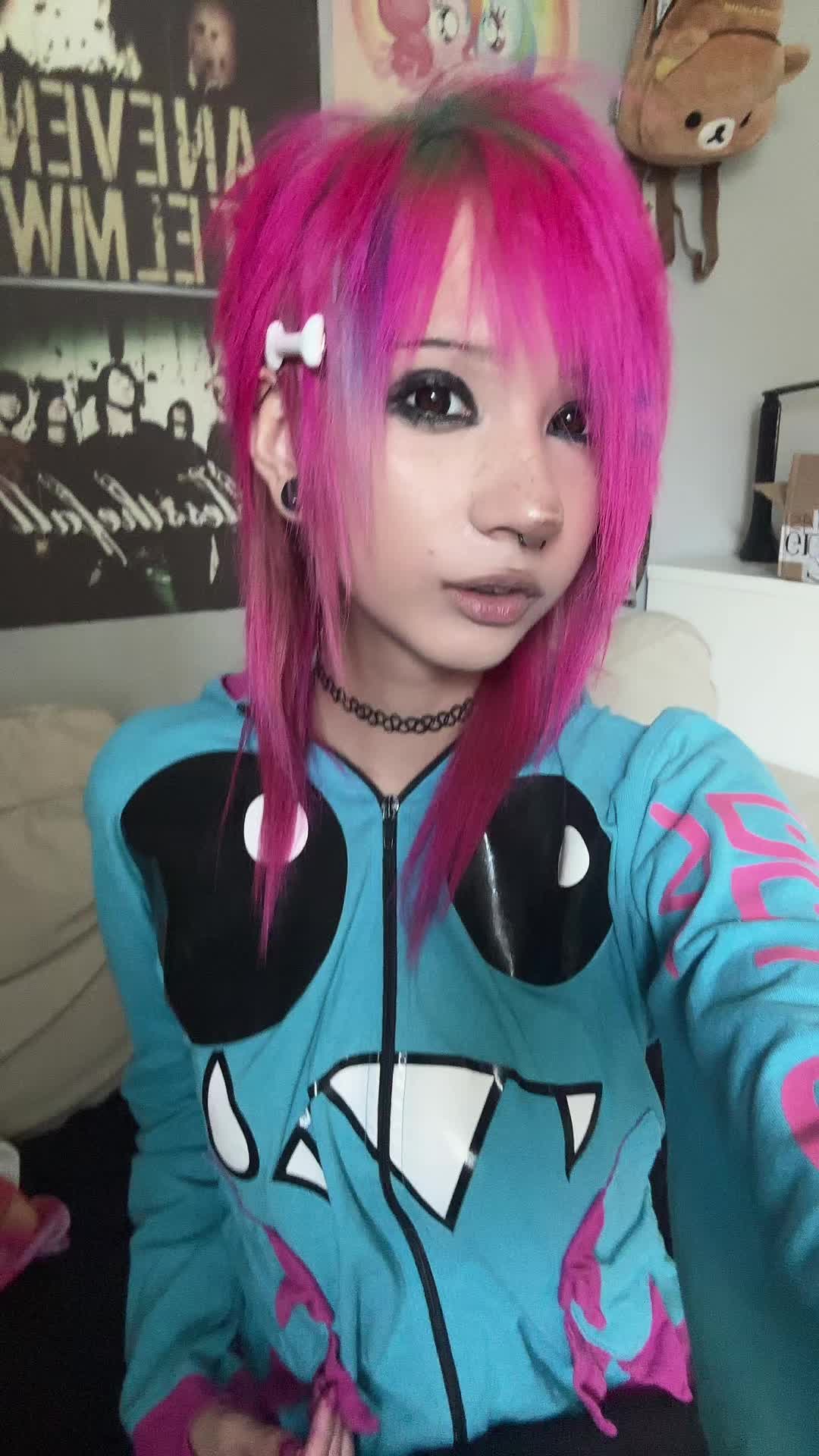 @zomqie