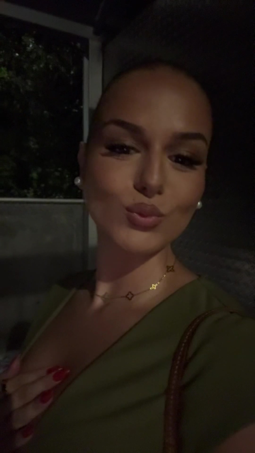 @ela nur