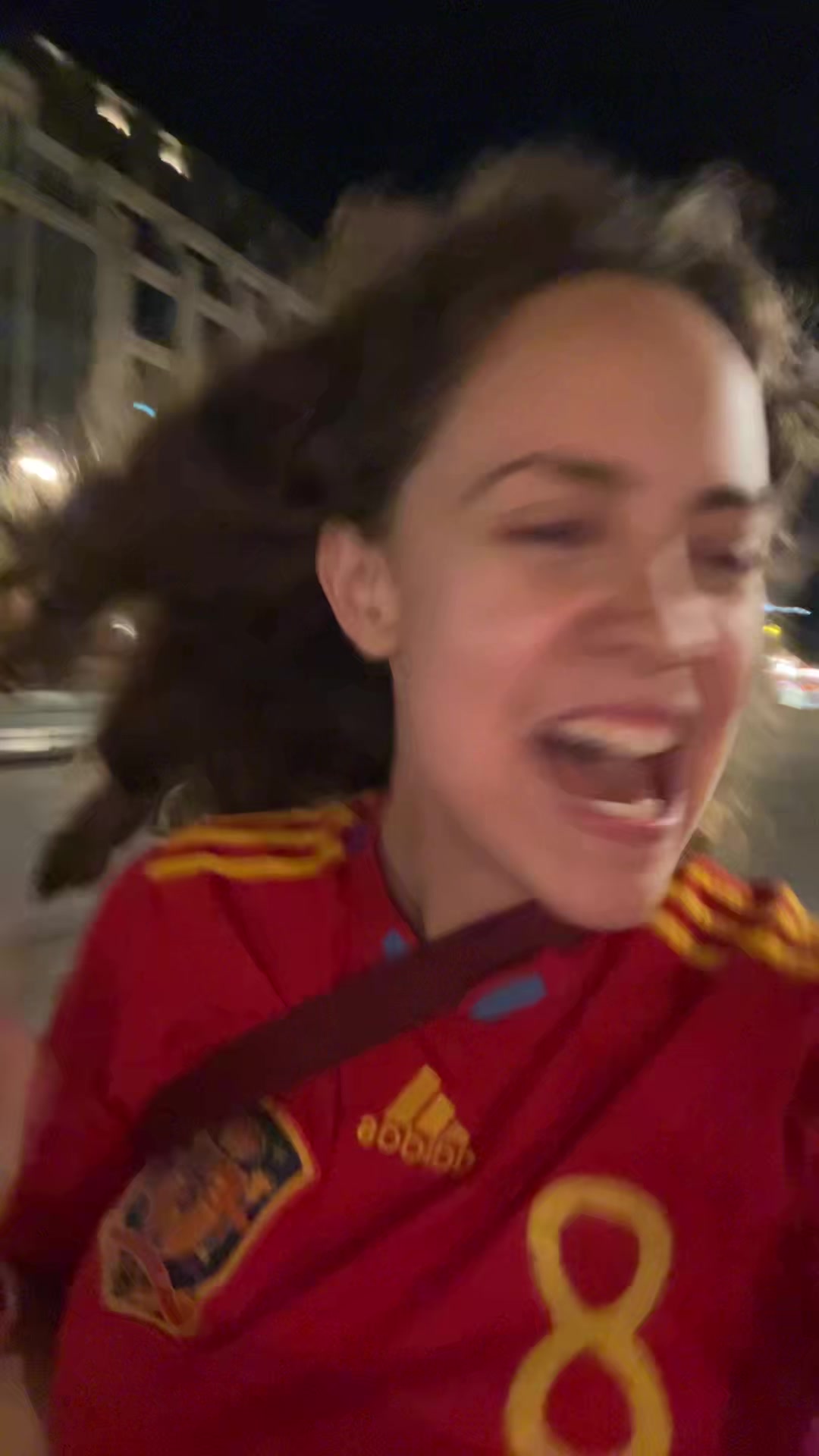 @Lu