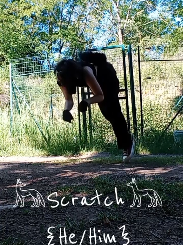 @𓃦{Scratch}𓃥