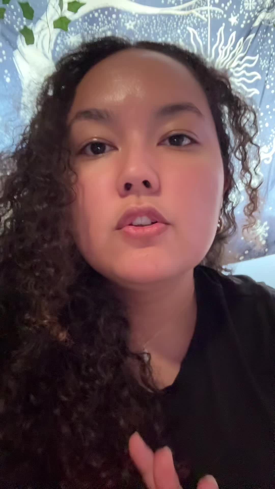 @Lily Hiʻilani 🌺