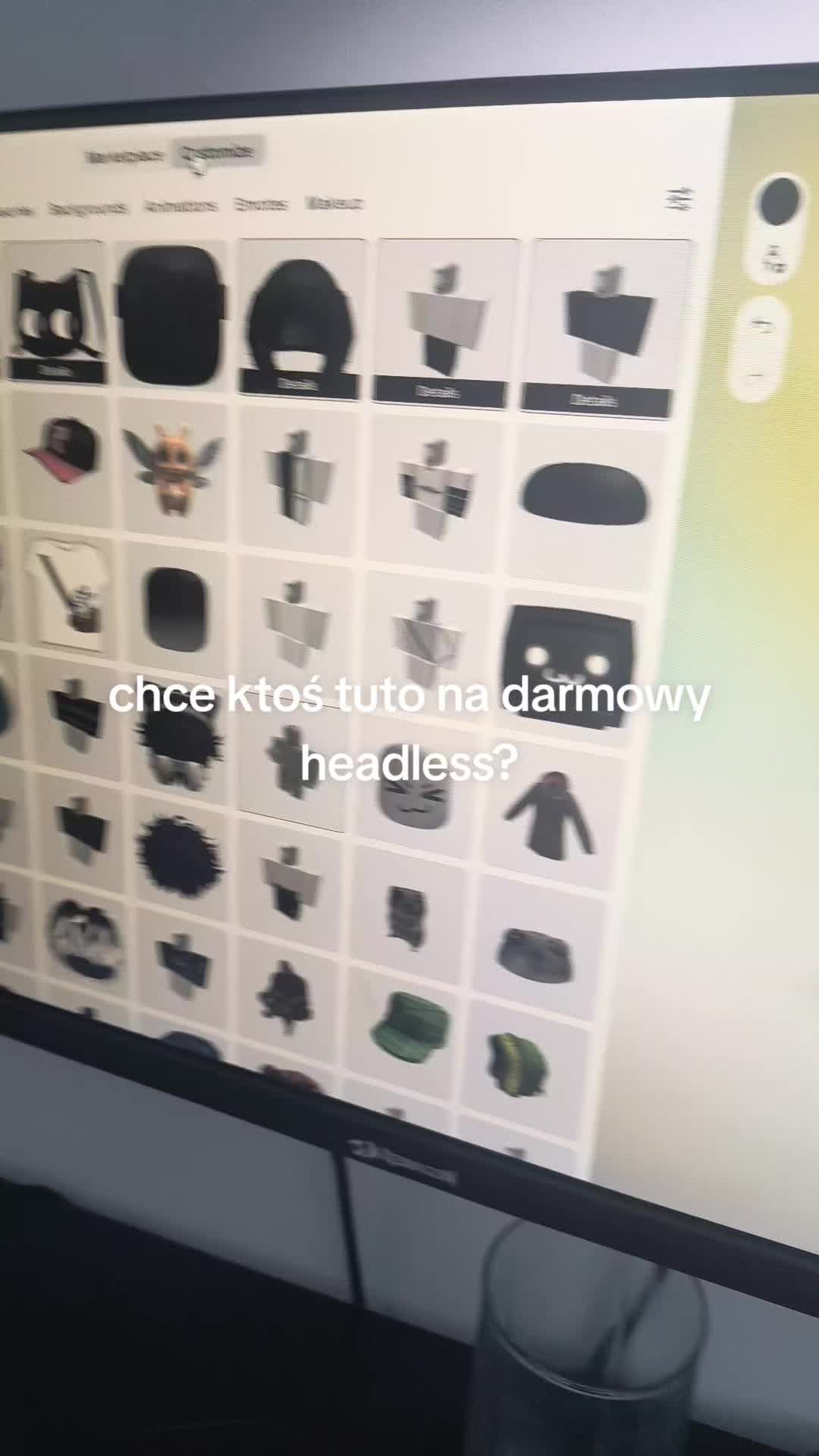 @Miko😈