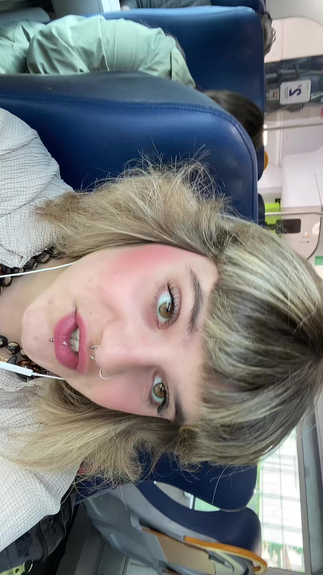 @Sofia