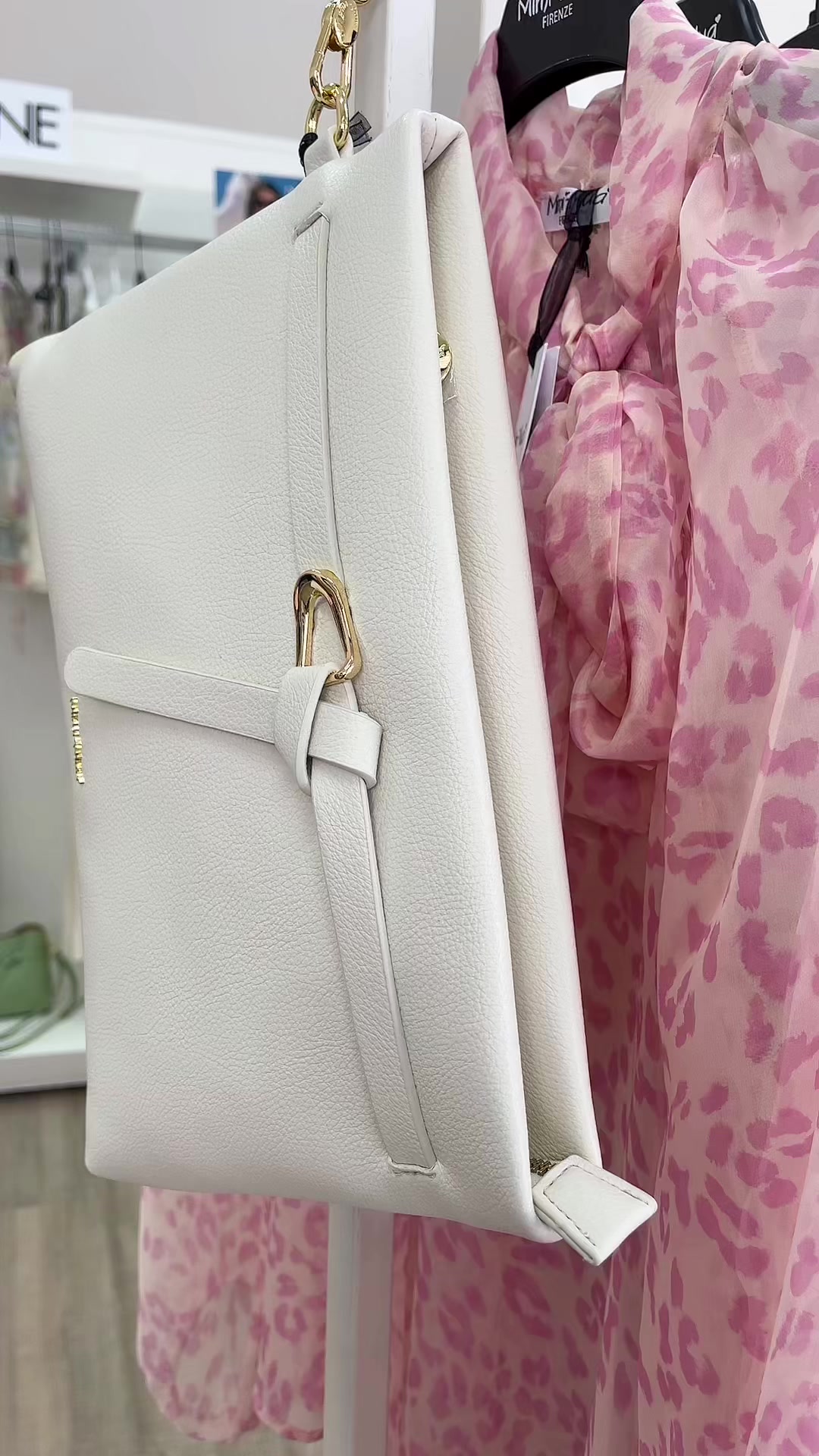 @Fly Boutique Latiano
