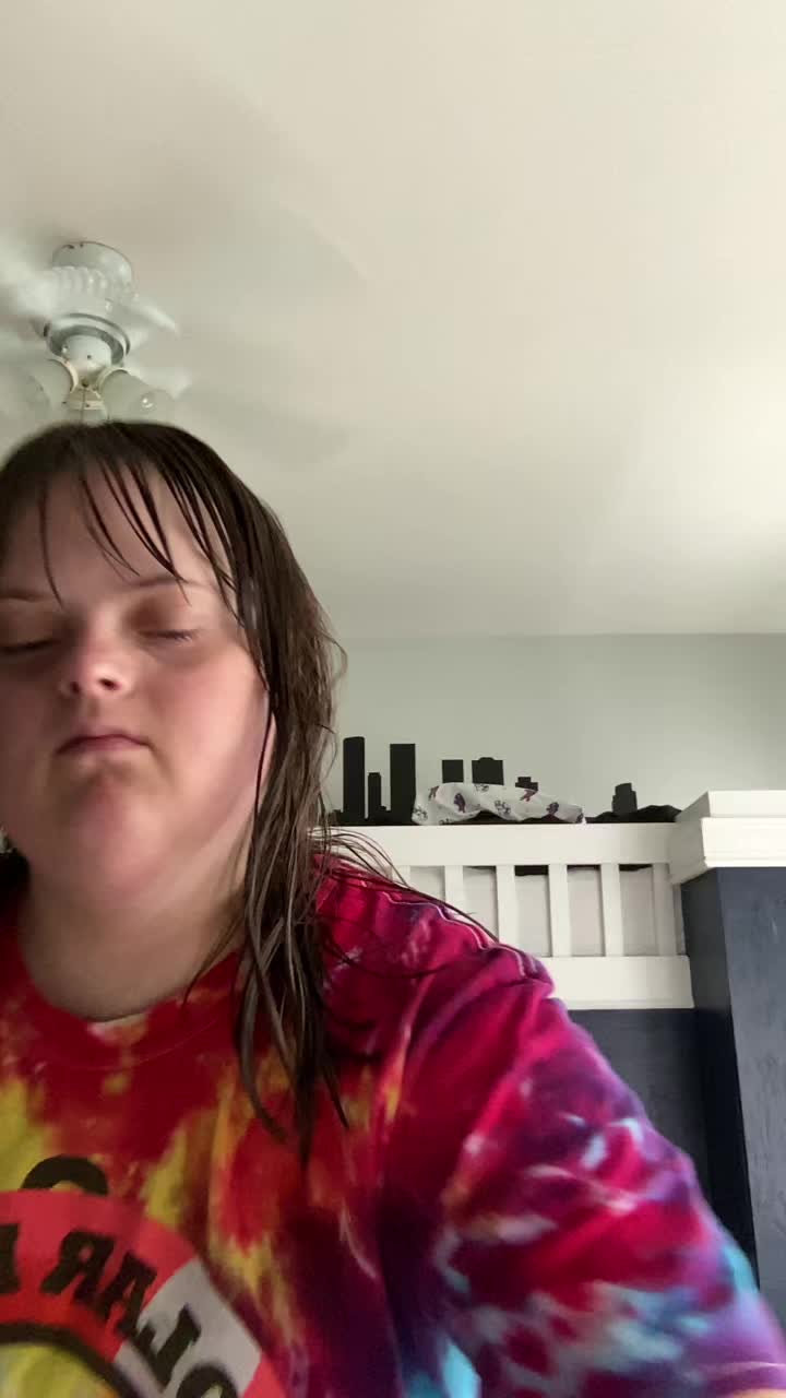 @hollywoodhailey