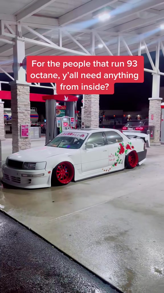 @Troy.Got.Whips