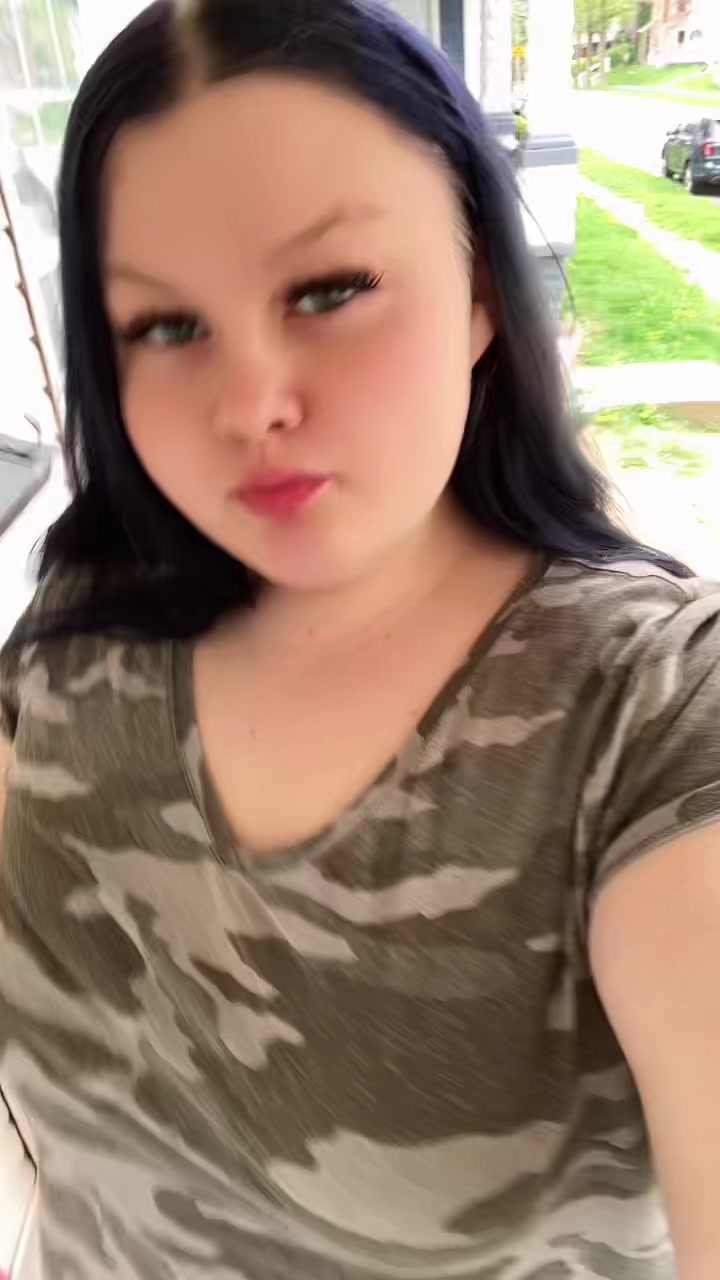 @Thysfavgirltt