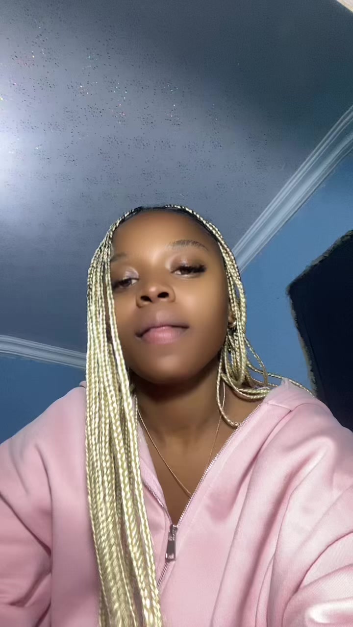 @khumeshna Nxumalo