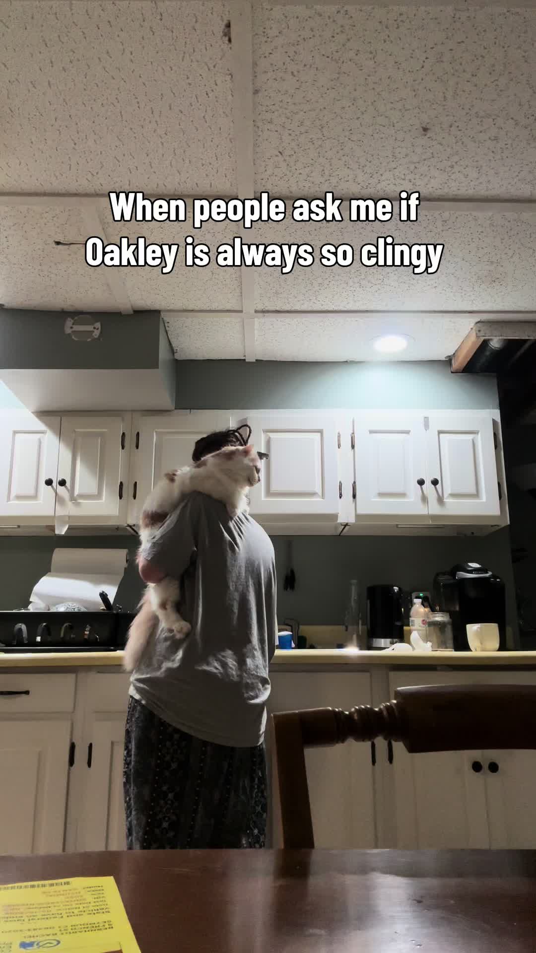 @oakleyhugs