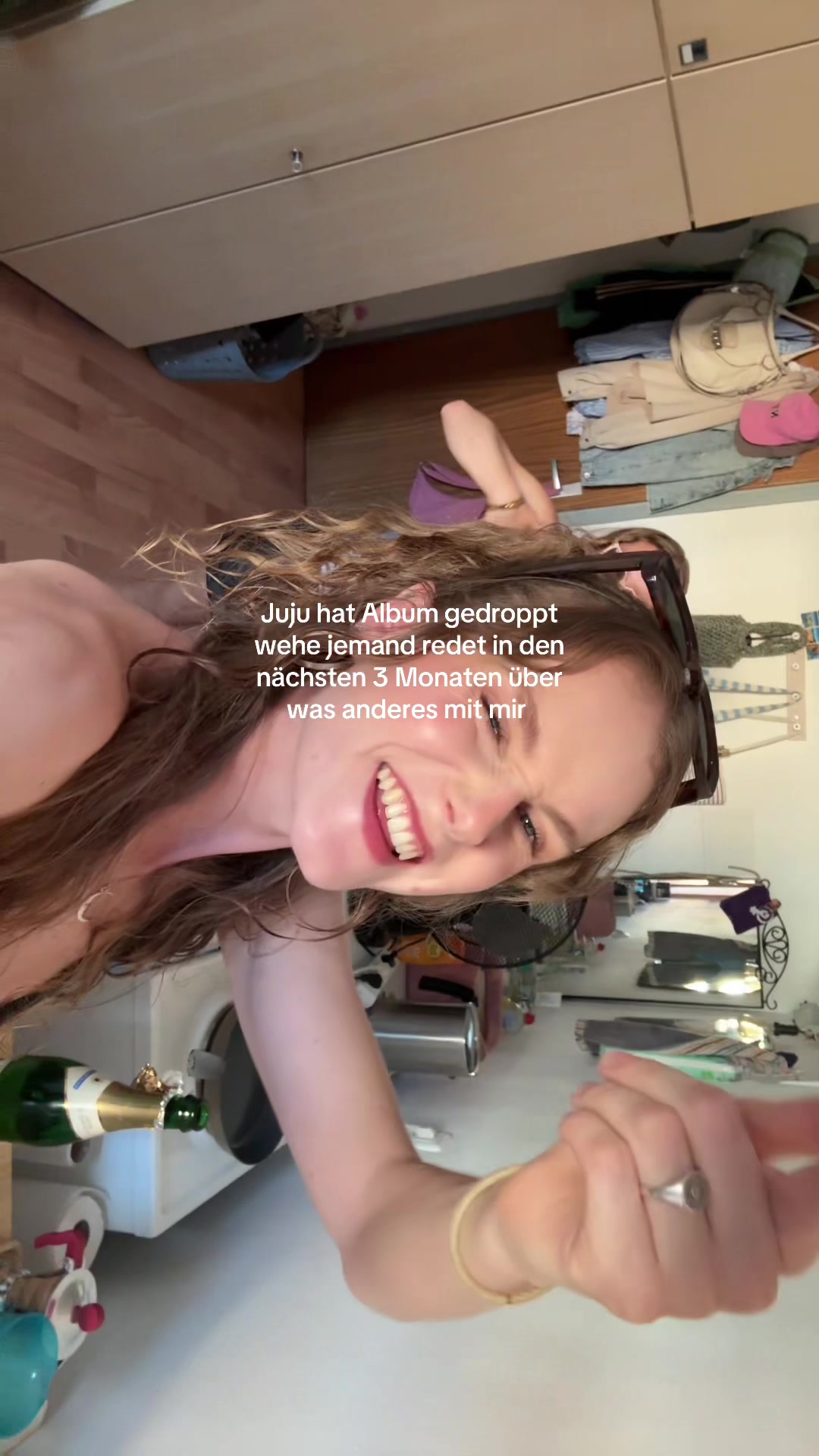 @itsqueenie69
