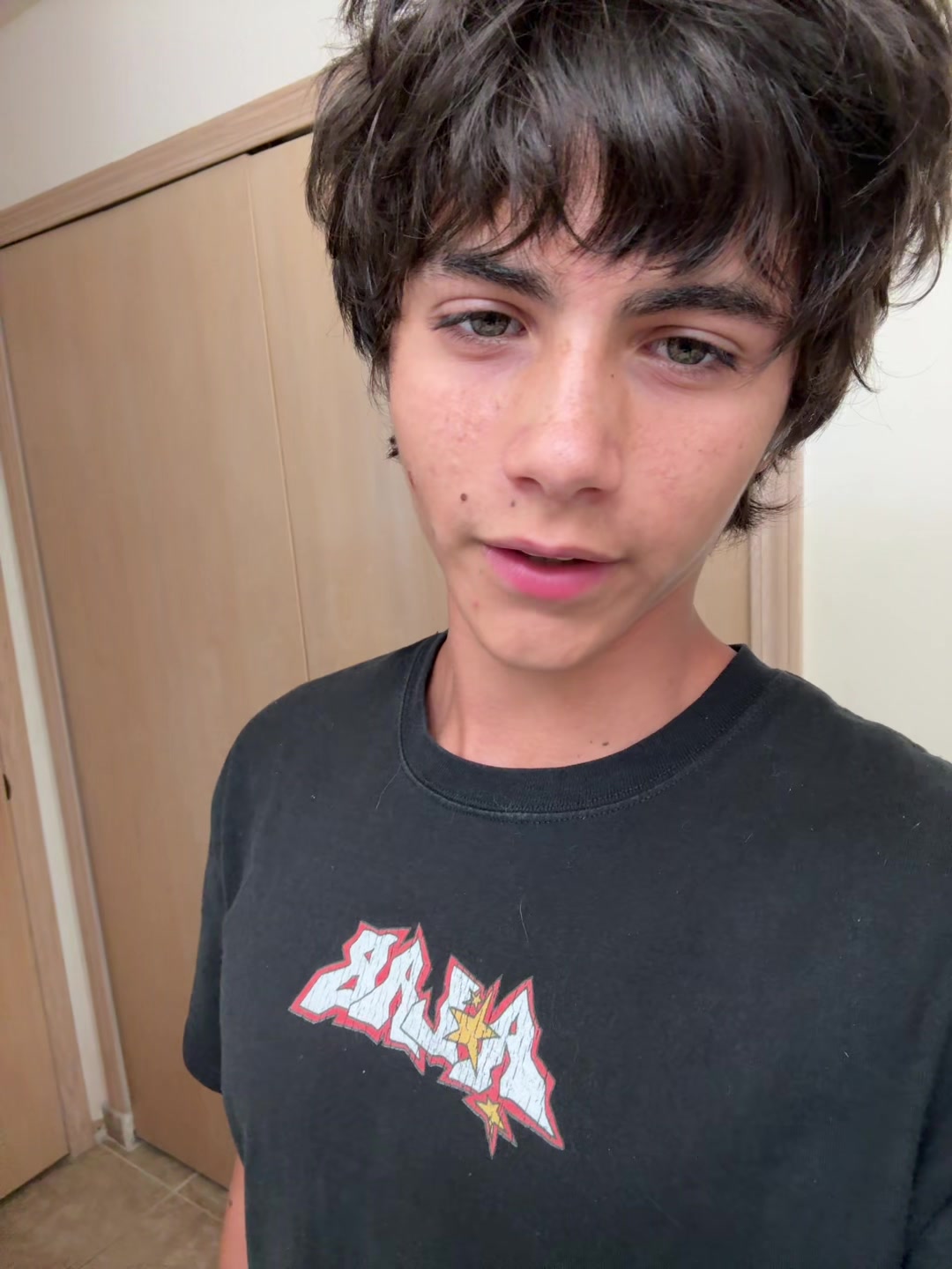 @K.