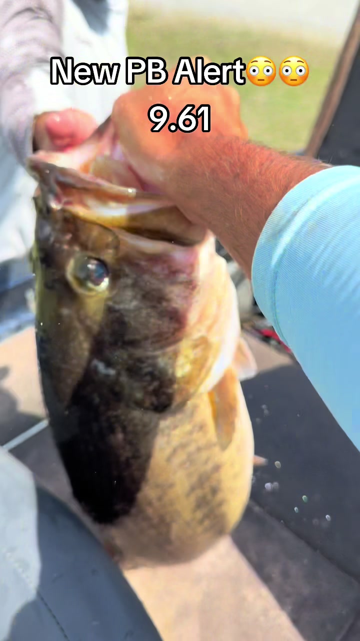 @evan_whitefishing