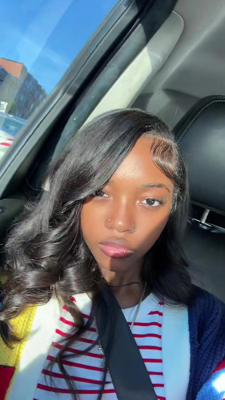 @moraa.