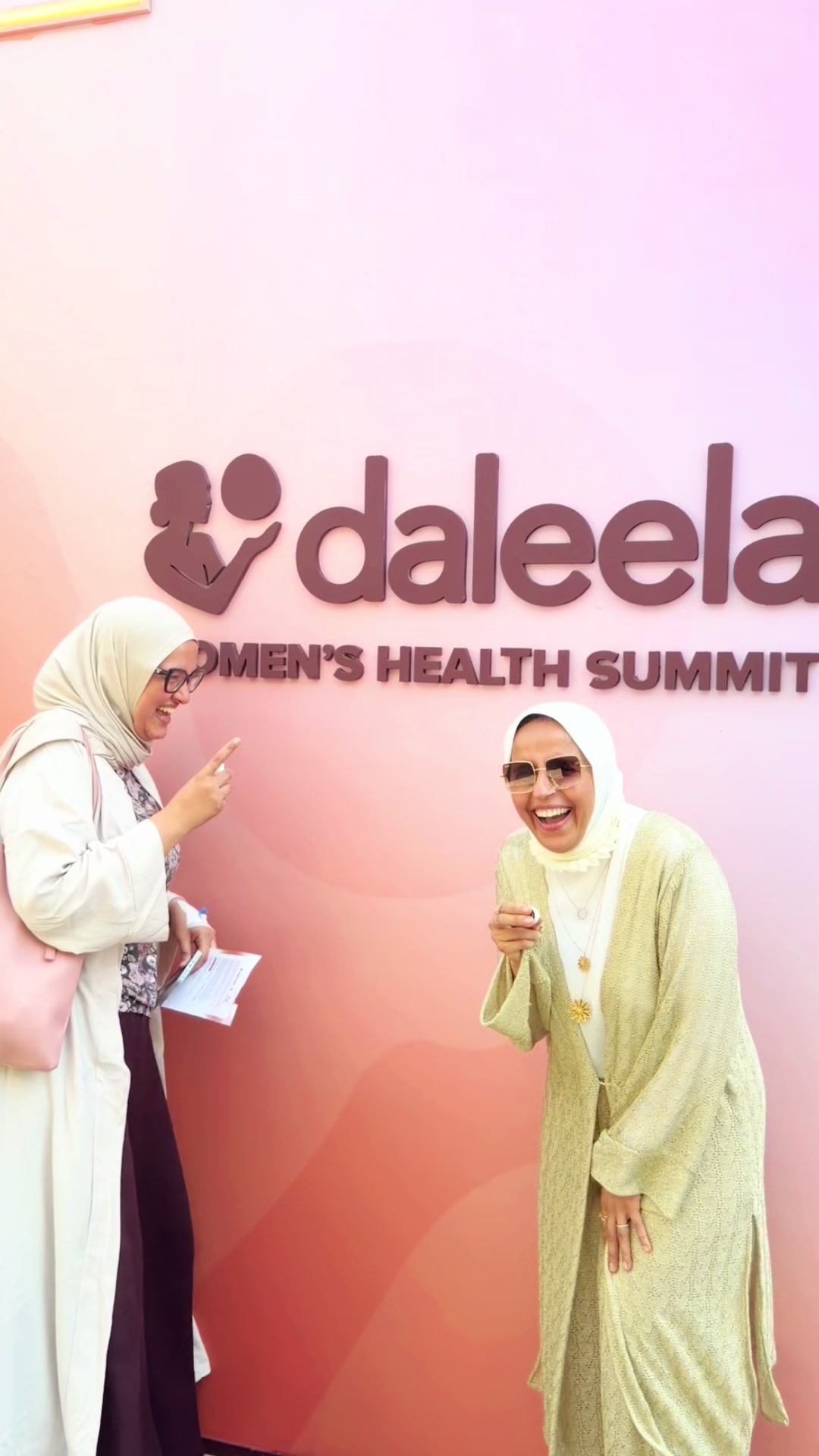 @نيللى وحكايات الدايت