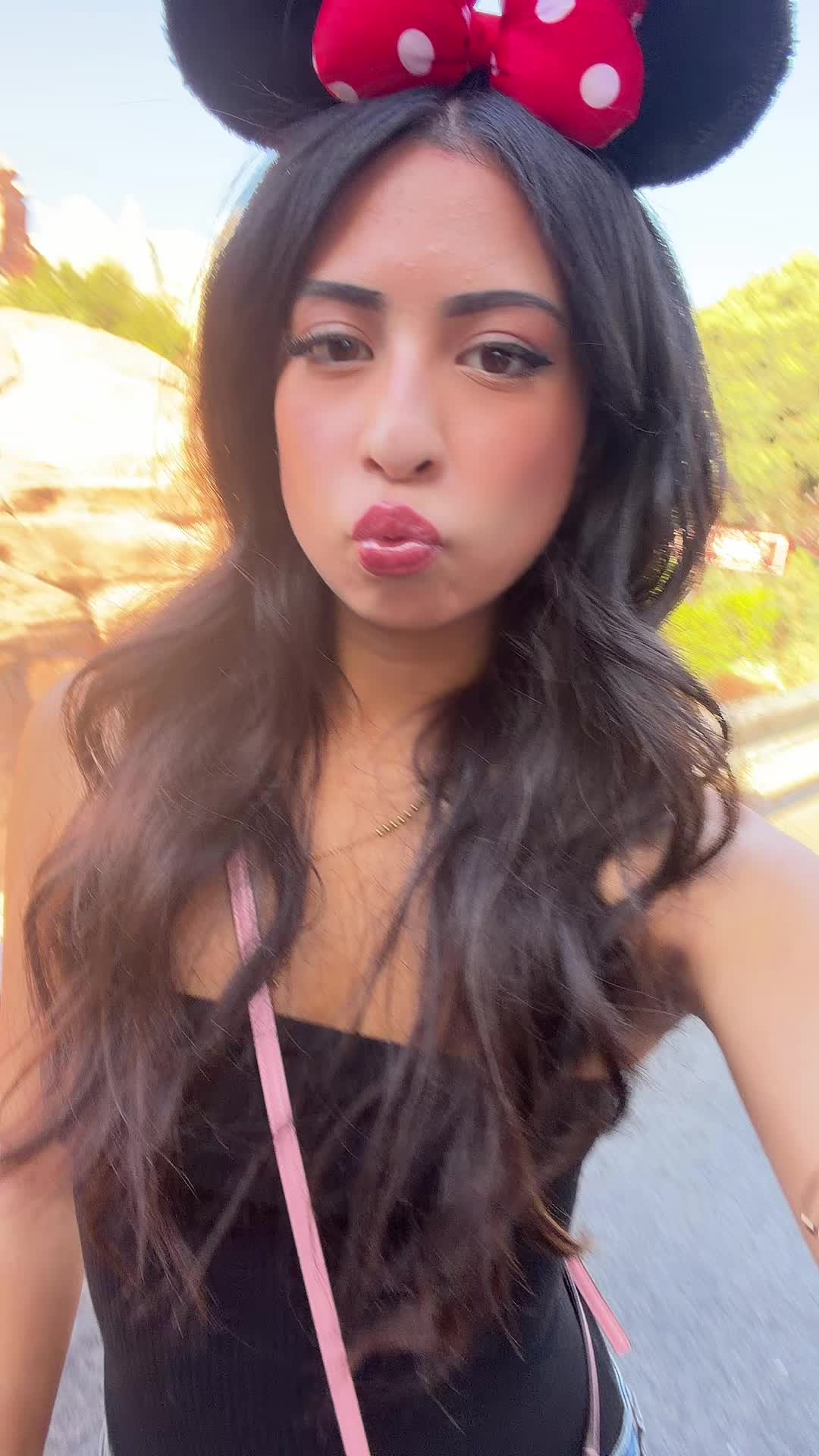 @pinksaffron_