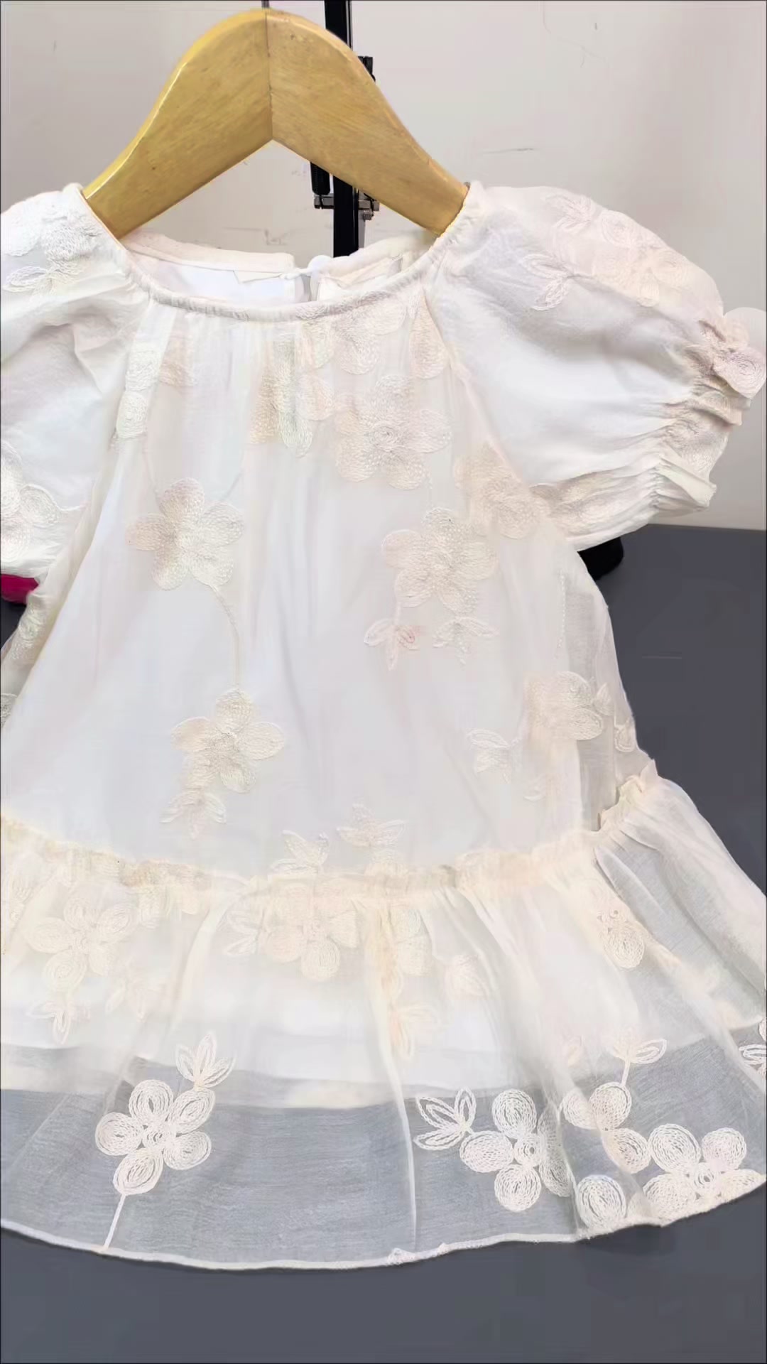 @Angenius0