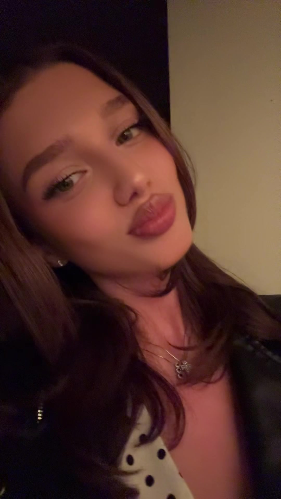 @Elisa