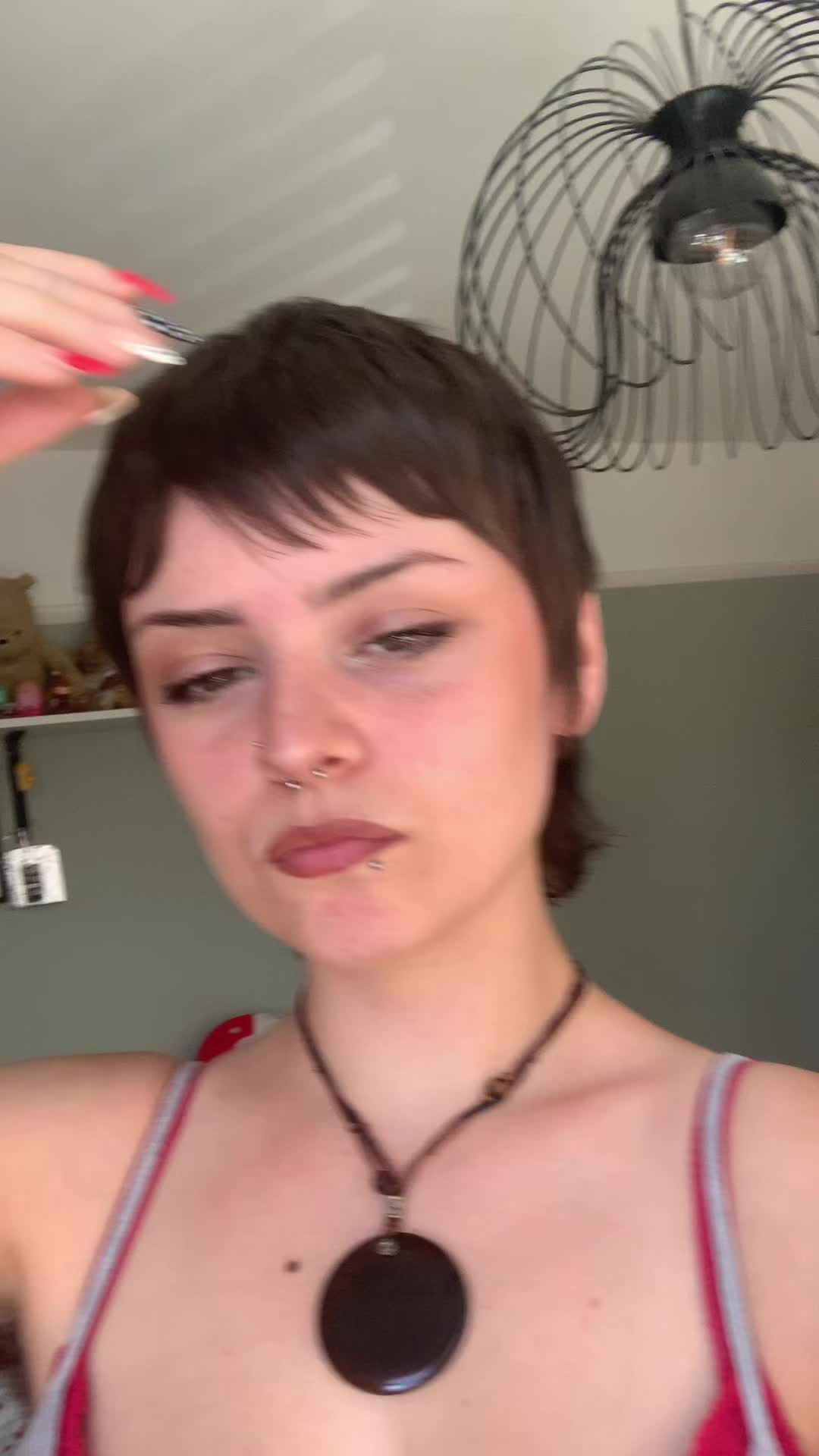 @Hi hi :)