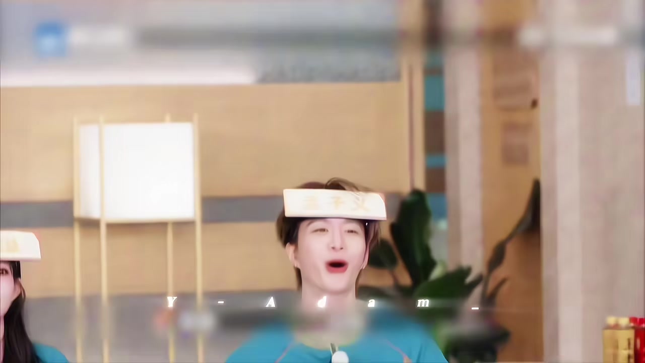 @𝙯𝙝𝙬
