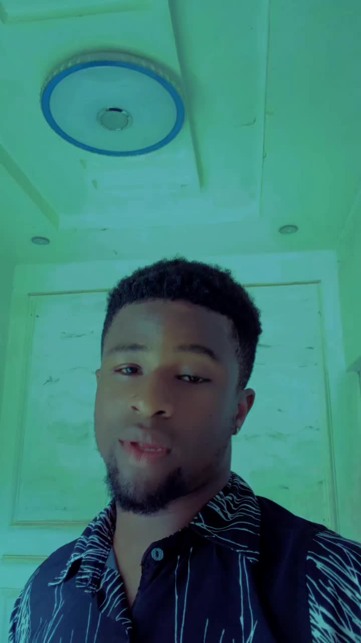 @celebrityboyfriend04