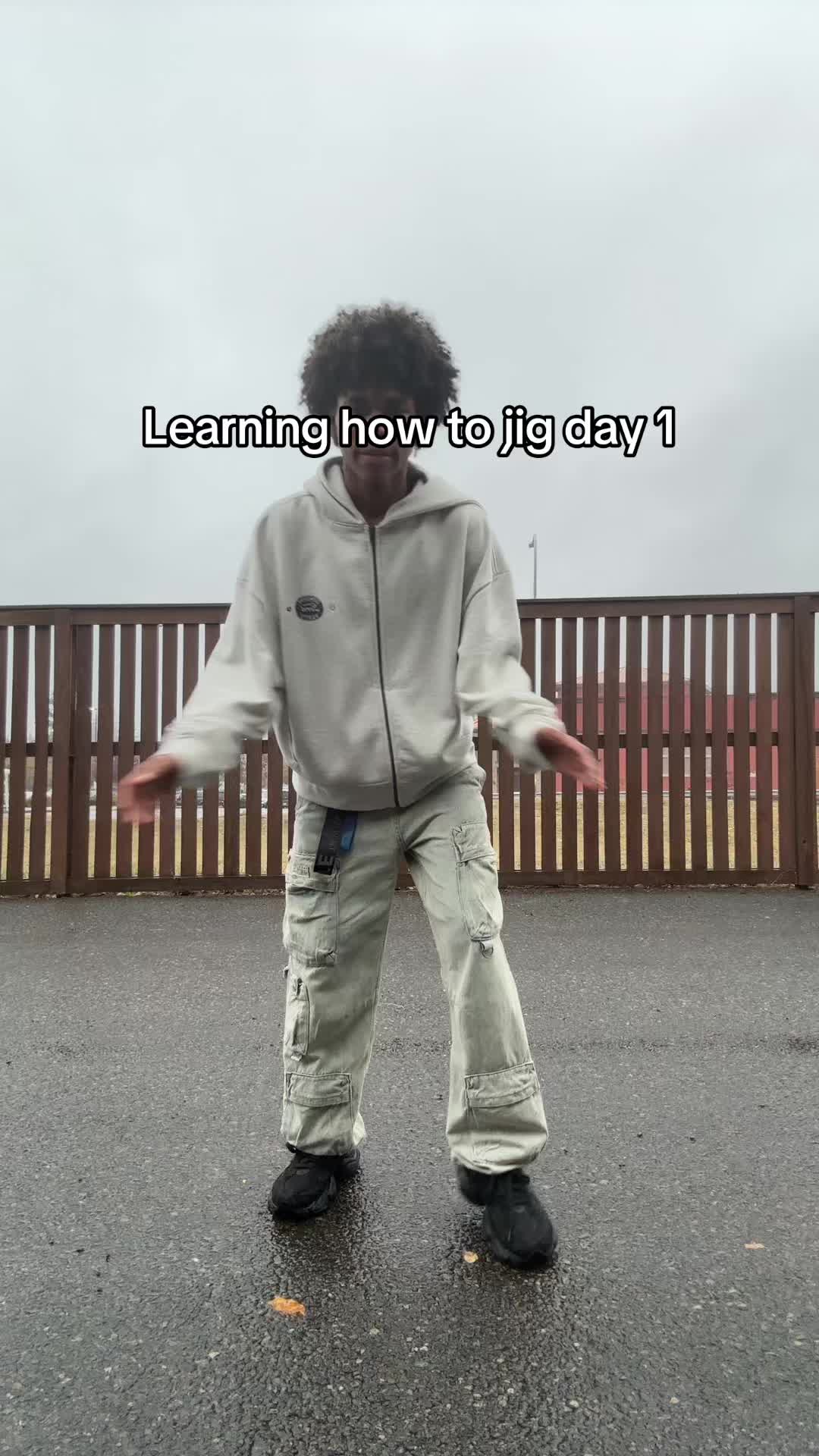@￼