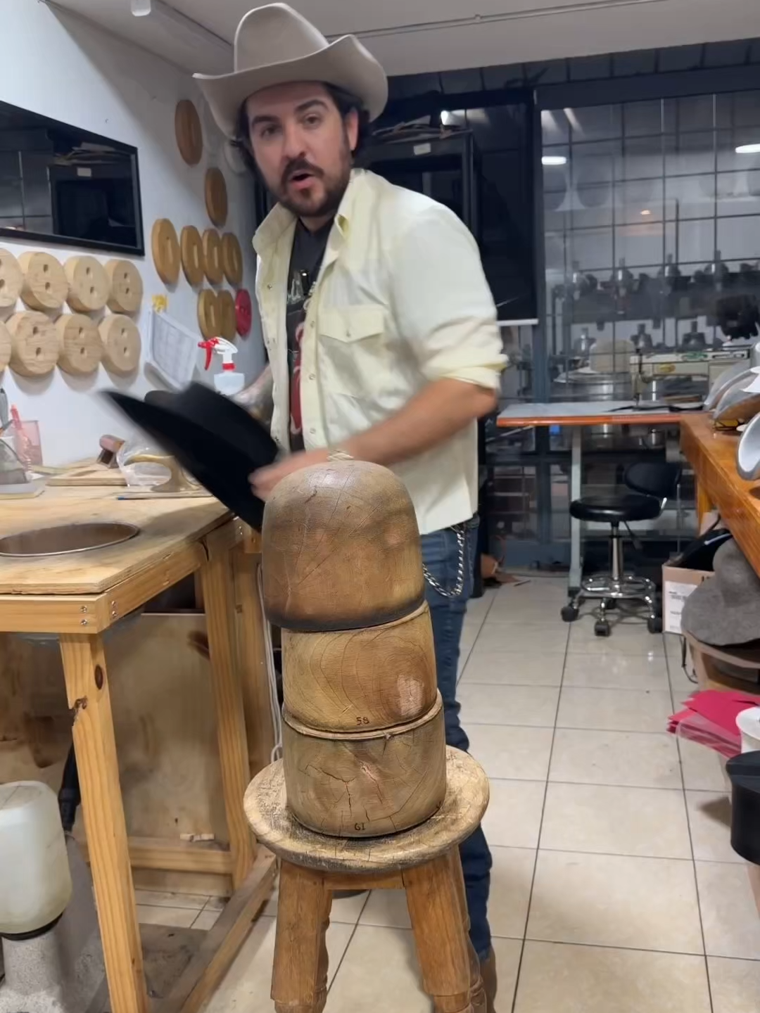 @Handsome Hats🇲🇽33 1985 4557